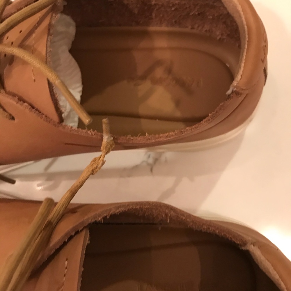 Lacoste Leather Sneakers- Size 10- Worn Once - Picture 3 of 6